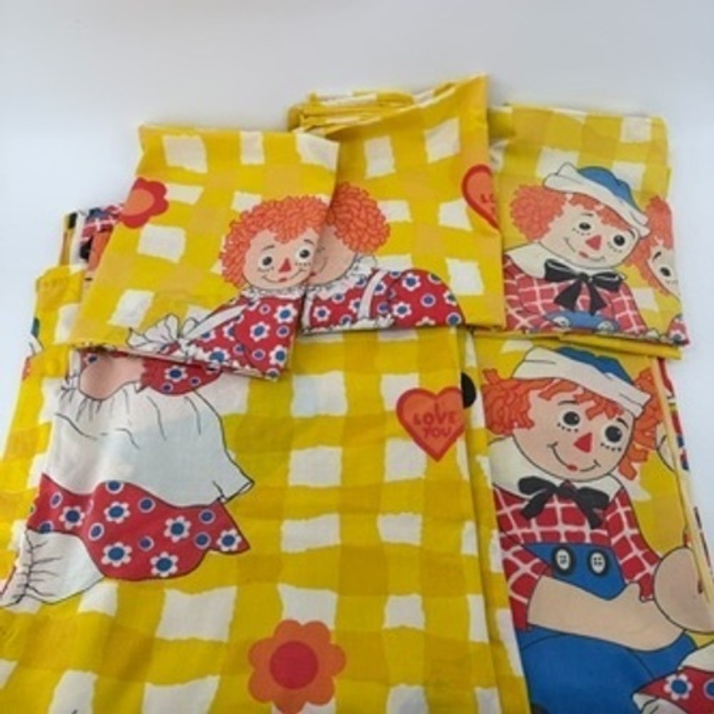 Vintage Raggedy Ann Andy Wamsutta Twin Sheet Set 2 Sheets 3 Pillowcases Yellow